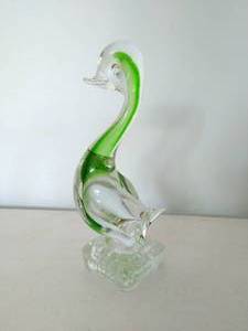 lot 122 image: Glass Duck dcor