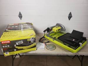 lot 25 image: Ryobi 7 inch Tile Saw