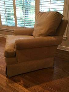 lot 2 image: Tan Chair