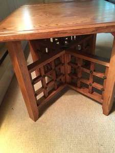 lot 32 image: Mission Style End Tables - Set of 2