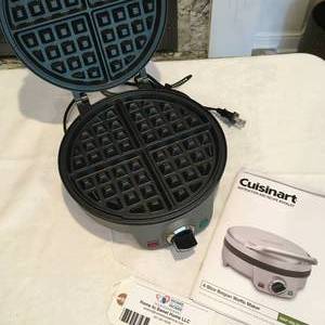 lot 51 image: Cusinart Waffle Maker
