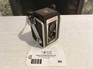 lot 94 image: Kodak Duaflex IV Camera
