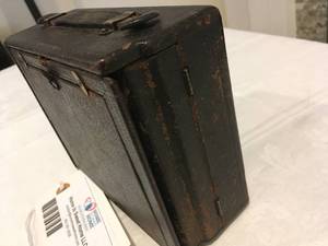 lot 112 image: Brownie Box Camera