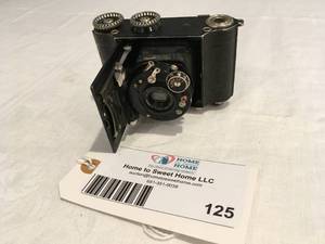 lot 125 image: Perkeo Voigtlander Camera