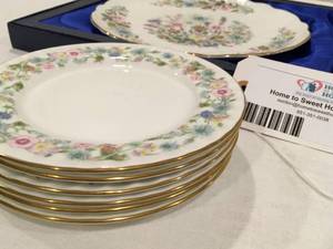 lot 161 image: Wild Tudor Dessert Set