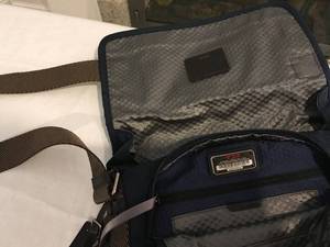 lot 180 image: TUMI Mens Over the Shoulder Bag
