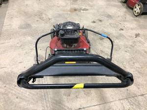 lot 331 image: Toro 22 Personal Pace Mower (Model 20372)