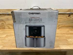 lot 27 image: CHEFMAN 8qt Digital Air Fryer - Silver