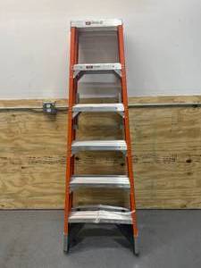 lot 48 image: WERNER 6 ft 375 lb Load Capacity Fiberglass Twin Stepladder