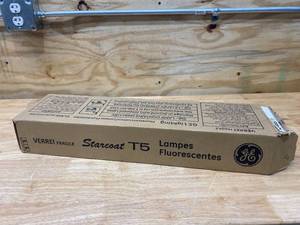 lot 67 image: GE Case of Fluorescent T5 Light Bulbs (40 count)