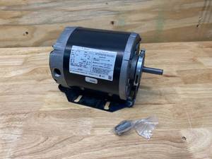 lot 71 image: CENTURY Belt Drive Motor, 14 HP, Split-Phase, Nameplate RPM 1,725, No. of Speeds 1, Voltage 115V AC
