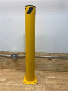 lot 86 image: Steel Pipe Safety Bollard with 8 in. x 8 in. Mounting Plate