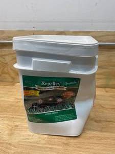 lot 94 image: REPELLEX MoleGopher Repellent, Granules, 24 lb, Castor Oil, Cinnamon, Garlic, White Pepper