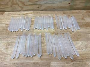 lot 116 image: RED HEAD 12 in Dia. Nylon Epoxy Anchor Screen (50 count)