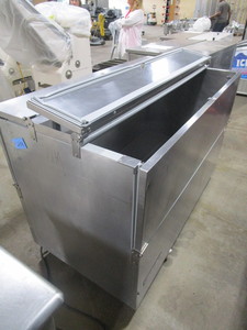 lot 209 image: BEVERAGE AIR MILK COOLER