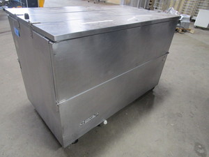 lot 210 image: BEVERAGE AIR MILK COOLER