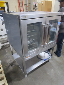 lot 214 image: VULCAN CONVECTION OVEN