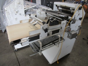 lot 221 image: ACME ROL-SHEETER