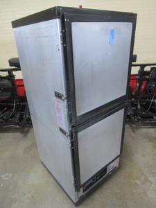 lot 239 image: METRO INSULATED, HEATING HOLDING CABINET