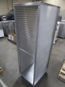 lot 262 image: WEAR EVER ROLLING TRAY RACK