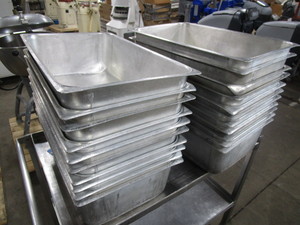 lot 271 image: WEAR EVER BUFFET PANS