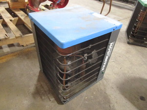 lot 441 image: HANKISON AIR DRYER FOR A PNEUMATIC AIR SYSTEM