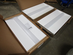 lot 461 image: LED LIGHT FIXTURES BRAND NEW