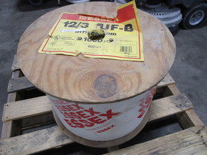 lot 465 image: 600 VOLT ESSEX MICRO CABLE