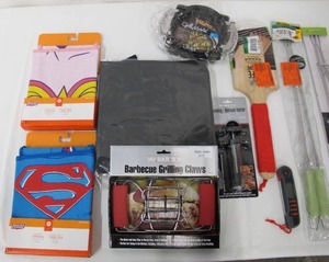 lot 570 image: Lot of BBQ Grilling Items - Grill Cover, Brush, Thermometer, Aprons, Grill Scraper