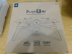 lot 24 image: CIS Bugs B5W 4K UHD Wi-Fi GPS FPV Quadcopter Drone