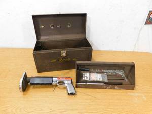 lot 35 image: Ramset Fastener with Tool Box
