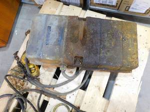 lot 41 image: Wright Way Overhead Crane  Winch