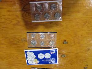 lot 63 image: Uncirculated Coin Sets