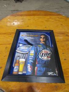 lot 91 image: Collectible Beer Signs