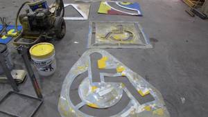 lot 104 image: Parking Lot Painting Machine with Stencils