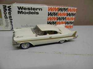 WESTERN MODELS 143 SCALE - 1958 PLYMOUTH FURY CONVERTIBLE - IN BOX - AWESOME - GREAT PIECE - SEE PICTURES