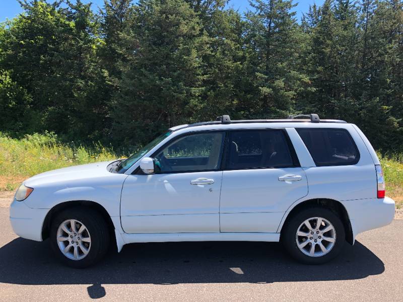 2008 Subaru Forester 2.5x Premium - MANUAL