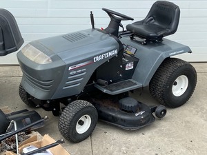 Craftsman Riding Lawn Tractor