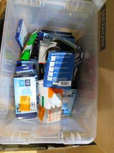 lot 22 image: PALLET LOT OF MASKS