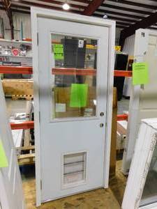lot 46 image: Legacy Series Pet Door Steves & Sons