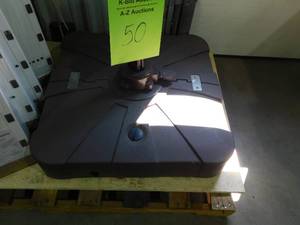 lot 50 image: Umbrella Base 36 x 36