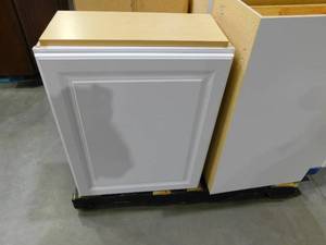 lot 94 image: 5 - Satin White Kitchen Cabinet Lot