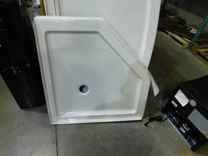 lot 106 image: 38 in. L x 38 in. W Corner Shower Pan Base with Corner Drain in White