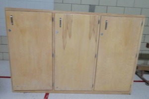 lot 4 image: SHELVING