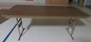lot 9 image: FOLDING TABLE