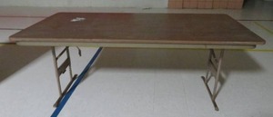 lot 10 image: METAL FOLDING TABLE