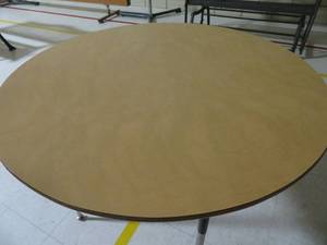 lot 36 image: Circular Adjustable Wooden Table