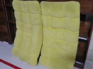 lot 49 image: 2 adjustable green TVGamer floor chairs