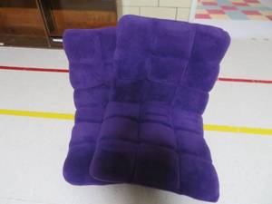 lot 50 image: 2 purple adjustable TVGamer floor chairs