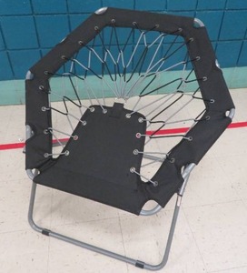 lot 74 image: Collapsible net chair